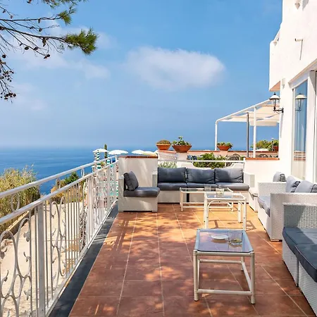 Отель Grazia Scannella 4*